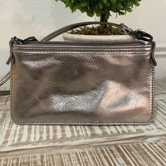 Danielle Nicole Metallic Crossbody Bags - Picture 14 of 16